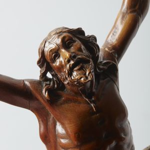 SCULTORE DELL'ITALIA SETTENTRIONALE DEL XVII SECOLO : Corpus Christi in legno di bosso parzialmente dorato  - Asta Asta 395 | ARTE ANTICA E DEL XIX SECOLO Online - Associazione Nazionale - Case d'Asta italiane