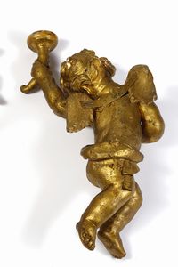 SCULTORE CENTROITALIANO DEL XVII-XVIII SECOLO : Coppia di putti alati in legno scolpito e dorato raffigurati nell'atto di reggere delle cornucopie  - Asta Asta 395 | ARTE ANTICA E DEL XIX SECOLO Online - Associazione Nazionale - Case d'Asta italiane