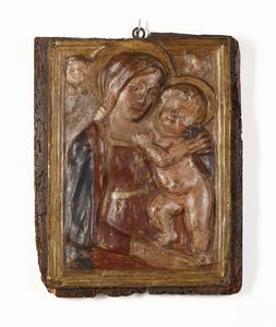 PLASTICATORE CENTROITALIANO DEL XVII SECOLO - Altorilievo in cartapesta policroma raffigurante Madonna con Bambino