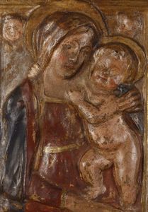 PLASTICATORE CENTROITALIANO DEL XVII SECOLO : Altorilievo in cartapesta policroma raffigurante Madonna con Bambino  - Asta Asta 395 | ARTE ANTICA E DEL XIX SECOLO Online - Associazione Nazionale - Case d'Asta italiane