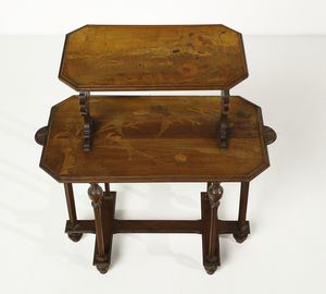 GALL� : Etagere in legno intagliato e intarsiato in varie essenze a decorazioni floreali  - Asta Asta 395 | ARTE ANTICA E DEL XIX SECOLO Online - Associazione Nazionale - Case d'Asta italiane