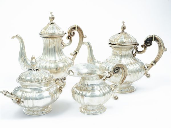 Servizio da t� e caff� in argento  - Asta L'Arte di Arredare - Associazione Nazionale - Case d'Asta italiane