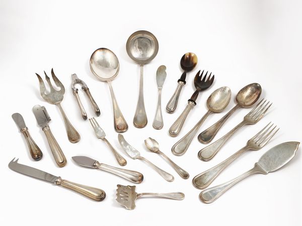 Servizio di posate in argento  - Asta L'Arte di Arredare - Associazione Nazionale - Case d'Asta italiane