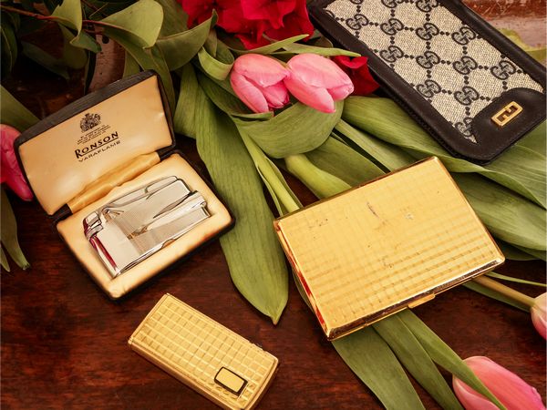 Lotto di curiosit� Vintage  - Asta L'Arte di Arredare - Associazione Nazionale - Case d'Asta italiane