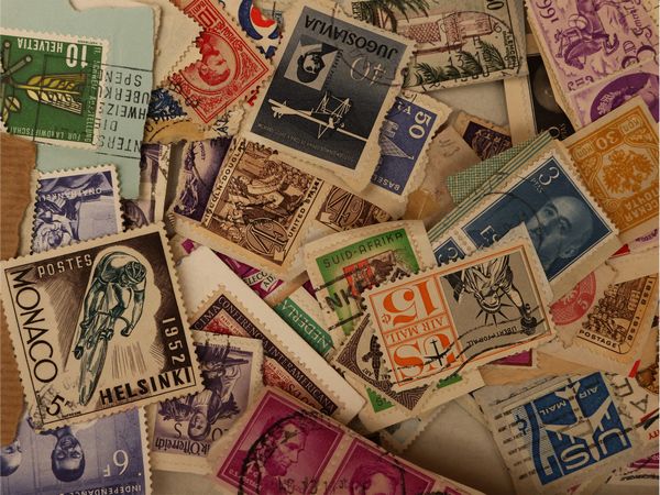 Lotto di curiosit� d'epoca  - Asta L'Arte di Arredare - Associazione Nazionale - Case d'Asta italiane