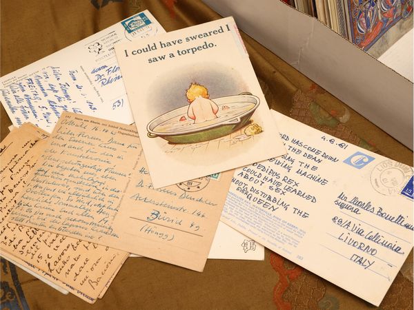 Lotto di curiosit� d'epoca  - Asta L'Arte di Arredare - Associazione Nazionale - Case d'Asta italiane