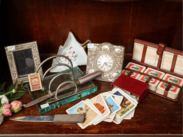 Lotto di curiosit� da scrivania anche in argento  - Asta L'Arte di Arredare - Associazione Nazionale - Case d'Asta italiane