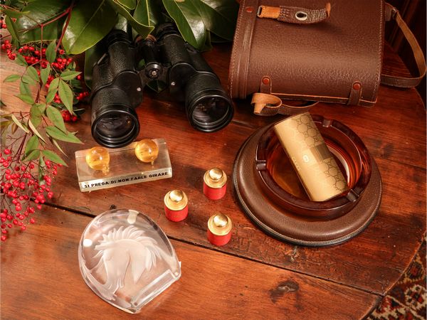 Lotto di curiosit�, Gucci  - Asta L'Arte di Arredare - Associazione Nazionale - Case d'Asta italiane