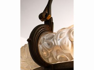 Grande lampadario Art Dec� a sospensione in metallo e vetro acidato  - Asta L'Arte di Arredare - Associazione Nazionale - Case d'Asta italiane