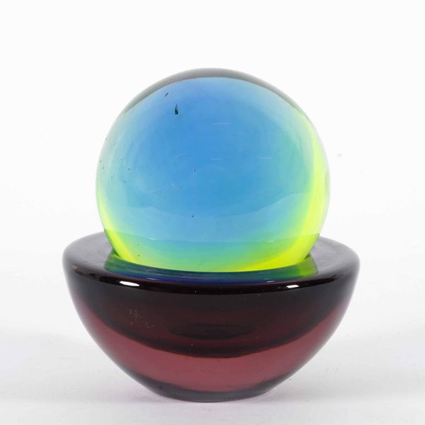 Vaso con palla in vetro  - Asta Antiquariato febbraio - Associazione Nazionale - Case d'Asta italiane