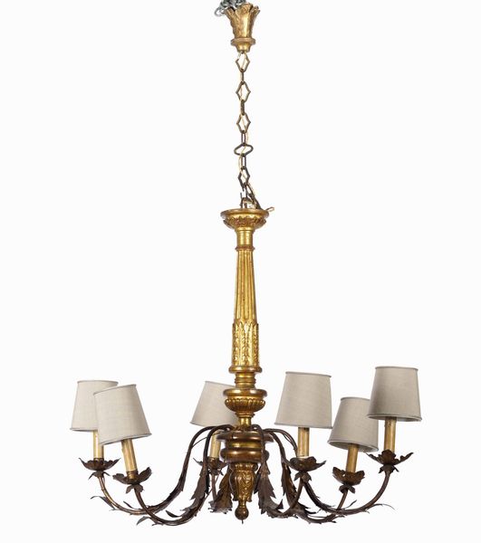 Lampadario a sei luci in metallo dorato  - Asta Antiquariato febbraio - Associazione Nazionale - Case d'Asta italiane