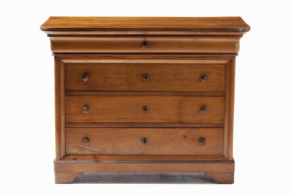 Comò a quattro cassetti. XIX secolo  - Asta Antiquariato febbraio - Associazione Nazionale - Case d'Asta italiane