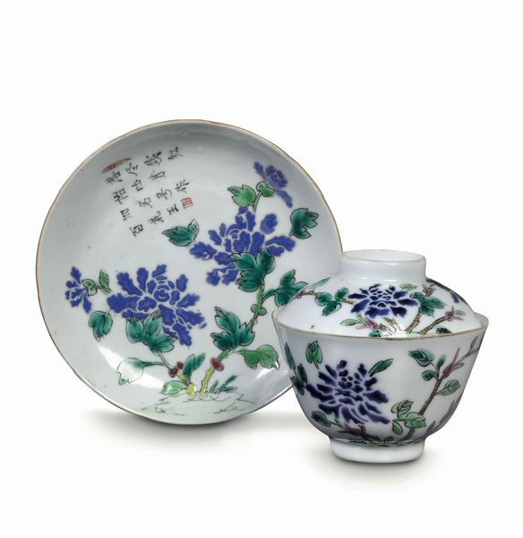 Tazza da tè con coperchio e piattino. Cina, Dinastia Qing, era Daoguang (1821-1850 )  - Asta Antiquariato febbraio - Associazione Nazionale - Case d'Asta italiane