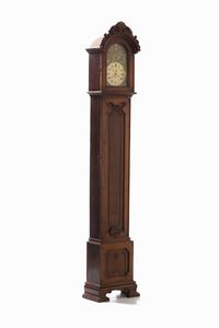 Orologio da pavimento con cassa in noce, XIX secolo  - Asta Antiquariato febbraio - Associazione Nazionale - Case d'Asta italiane