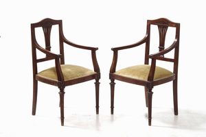 Salotto Liberty composto da due poltrone e quattro sedie in legno  - Asta Antiquariato febbraio - Associazione Nazionale - Case d'Asta italiane