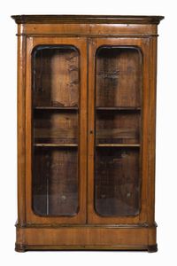 Due librerie a due ante a vetro in legno lastronato. XIX secolo  - Asta Antiquariato febbraio - Associazione Nazionale - Case d'Asta italiane