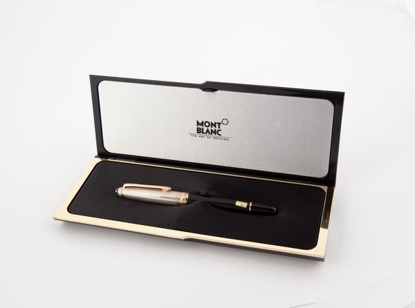 Montblanc Meisterstuck 146 - Penna stilografica in vernice ed argento 925%  - Asta  Asta a Tempo - Penne da Collezione e Accessori da Scrivania - Associazione Nazionale - Case d'Asta italiane