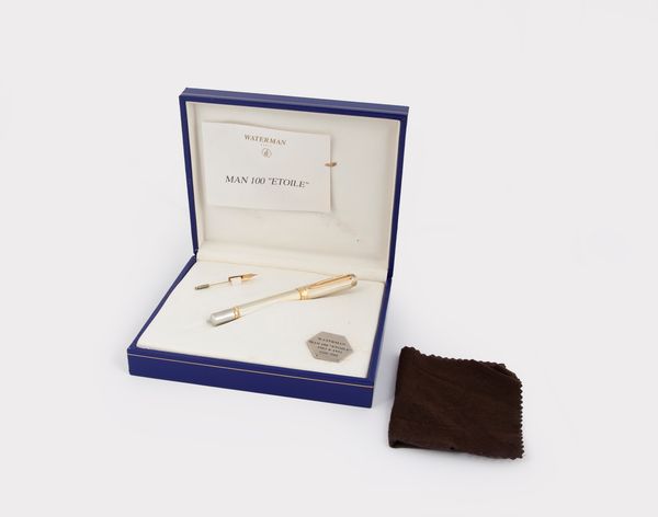 Waterman Man 100 Etoile 1983-1993 - Penna stilografica in argento massiccio 950%  - Asta  Asta a Tempo - Penne da Collezione e Accessori da Scrivania - Associazione Nazionale - Case d'Asta italiane