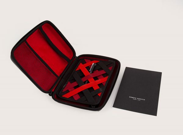 Campo Marzio - Portadocumenti rivestito in pelle ed interno in velluto rosso con Roller  - Asta  Asta a Tempo - Penne da Collezione e Accessori da Scrivania - Associazione Nazionale - Case d'Asta italiane