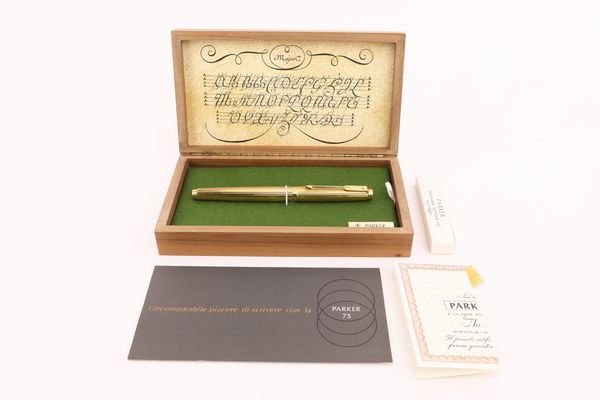 Parker 75 - Penna stilografica in metallo placcato in oro giallo  - Asta  Asta a Tempo - Penne da Collezione e Accessori da Scrivania - Associazione Nazionale - Case d'Asta italiane