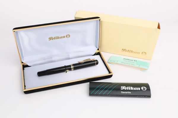 Pelikan 250M Linea Revival - Penna stilografica in vernice e metallo dorato  - Asta  Asta a Tempo - Penne da Collezione e Accessori da Scrivania - Associazione Nazionale - Case d'Asta italiane
