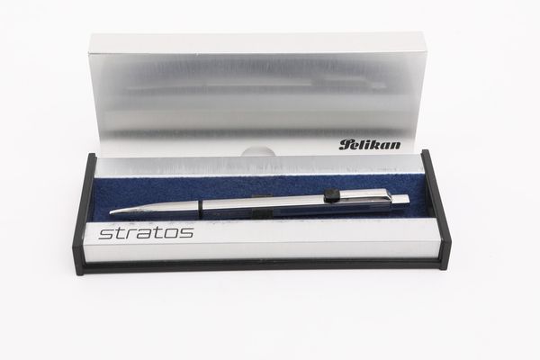 Pelikan Stratos - Penna a sfera in argento 925%  - Asta  Asta a Tempo - Penne da Collezione e Accessori da Scrivania - Associazione Nazionale - Case d'Asta italiane