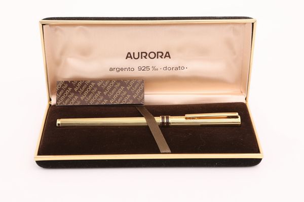 Aurora Marco Polo - Penna stilografica in argento 925% dorato e laccato  - Asta  Asta a Tempo - Penne da Collezione e Accessori da Scrivania - Associazione Nazionale - Case d'Asta italiane