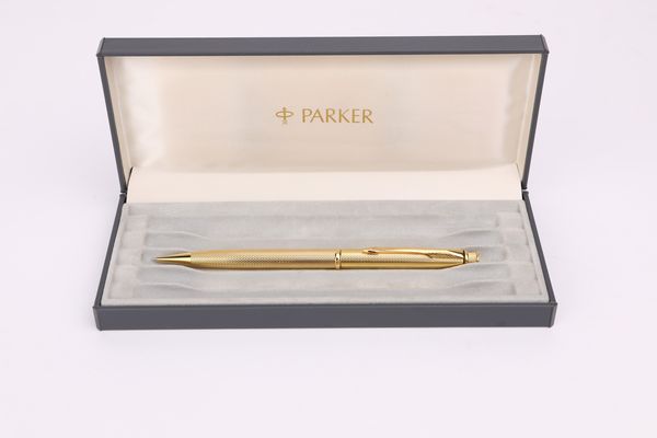 Parker Sonnet II - Portamine in metallo dorato  - Asta  Asta a Tempo - Penne da Collezione e Accessori da Scrivania - Associazione Nazionale - Case d'Asta italiane