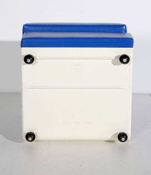 BELLINI MARIO (n. 1935) : Quattro sedie Amanta per Bellini  - Asta Asta 397 | DESIGN E ARTI DECORATIVE DEL NOVECENTO Online - Associazione Nazionale - Case d'Asta italiane