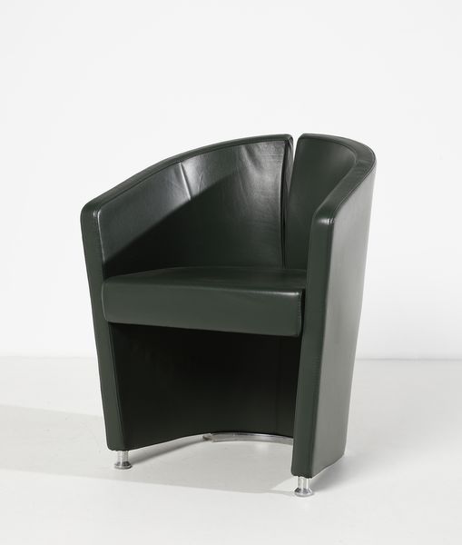 FAVARETTO & PARTNERS : Coppia di poltrone Podium per Estel  - Asta Asta 397 | DESIGN E ARTI DECORATIVE DEL NOVECENTO Online - Associazione Nazionale - Case d'Asta italiane