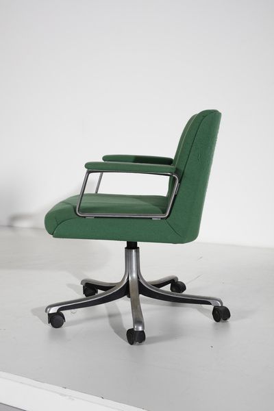 BORSANI OSVALDO (1911 - 1985) : Quattro sedie d'ufficio P125  per Tecno  - Asta Asta 397 | DESIGN E ARTI DECORATIVE DEL NOVECENTO Online - Associazione Nazionale - Case d'Asta italiane