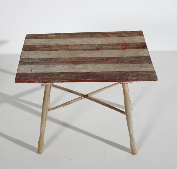 THONET, VIENNA : Tavolo con quattro sedie  - Asta Asta 397 | DESIGN E ARTI DECORATIVE DEL NOVECENTO Online - Associazione Nazionale - Case d'Asta italiane