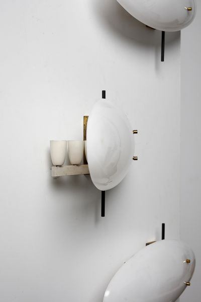 ARREDOLUCE : Quattro lampade da parete 12643 per Arredoluce  - Asta Asta 397 | DESIGN E ARTI DECORATIVE DEL NOVECENTO Online - Associazione Nazionale - Case d'Asta italiane