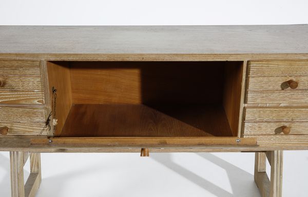 ALBERTINI GIOVANNI (n. 1959) : Credenza per I Due Forni  - Asta Asta 397 | DESIGN E ARTI DECORATIVE DEL NOVECENTO Online - Associazione Nazionale - Case d'Asta italiane