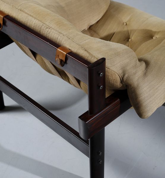 LAFER PERCIVAL (n. 1936) : Coppia di poltrone per Lafer MP  - Asta Asta 397 | DESIGN E ARTI DECORATIVE DEL NOVECENTO Online - Associazione Nazionale - Case d'Asta italiane