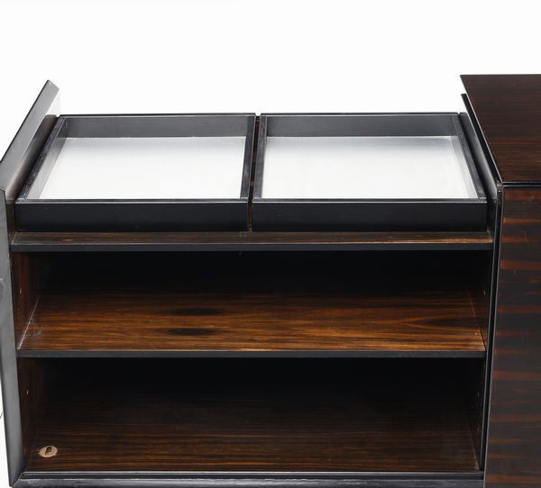 FRATELLI SAPORITI : Credenza  - Asta Asta 397 | DESIGN E ARTI DECORATIVE DEL NOVECENTO Online - Associazione Nazionale - Case d'Asta italiane