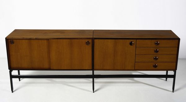 FRATTINI GIANFRANCO (1926 - 2004) : Credenza per Cantieri Carugati  - Asta Asta 397 | DESIGN E ARTI DECORATIVE DEL NOVECENTO Online - Associazione Nazionale - Case d'Asta italiane