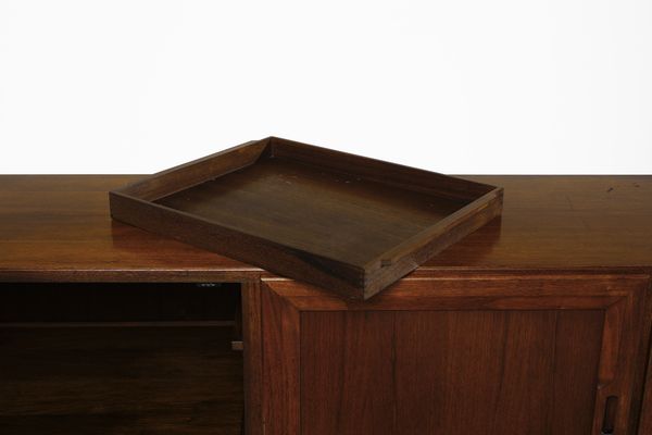ALBINI FRANCO (1905 - 1977) : Credenza MB15 per Poggi  - Asta Asta 397 | DESIGN E ARTI DECORATIVE DEL NOVECENTO Online - Associazione Nazionale - Case d'Asta italiane