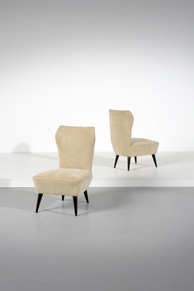 LINA BO BARDI & CARLO PAGANI : attribuito. Coppia di poltrone  - Asta Asta 397 | DESIGN E ARTI DECORATIVE DEL NOVECENTO Online - Associazione Nazionale - Case d'Asta italiane