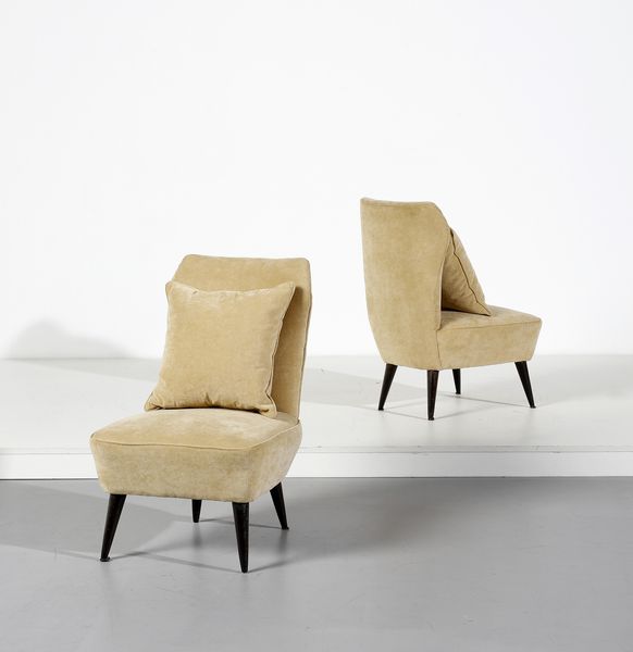 LINA BO BARDI & CARLO PAGANI : attribuito. Coppia di poltrone  - Asta Asta 397 | DESIGN E ARTI DECORATIVE DEL NOVECENTO Online - Associazione Nazionale - Case d'Asta italiane