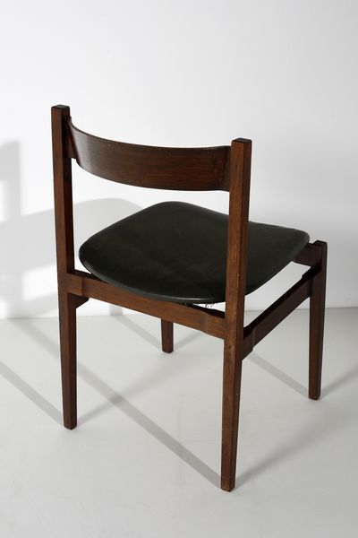 FRATTINI GIANFRANCO (1926 - 2004) : Quattro sedie 101 per Figli di Amedeo Cassina  - Asta Asta 397 | DESIGN E ARTI DECORATIVE DEL NOVECENTO Online - Associazione Nazionale - Case d'Asta italiane