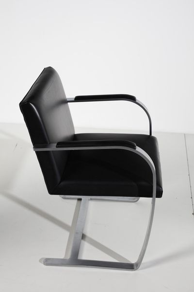 KNOLL : Coppia di sedie Brno per Knoll  - Asta Asta 397 | DESIGN E ARTI DECORATIVE DEL NOVECENTO Online - Associazione Nazionale - Case d'Asta italiane