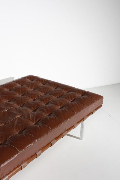 MIES VAN DER ROHE LUDWIG (1886 - 1969) : Daybed per Knoll  - Asta Asta 397 | DESIGN E ARTI DECORATIVE DEL NOVECENTO Online - Associazione Nazionale - Case d'Asta italiane
