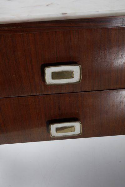 CAVATORTA SILVIO : Com�  - Asta Asta 397 | DESIGN E ARTI DECORATIVE DEL NOVECENTO Online - Associazione Nazionale - Case d'Asta italiane