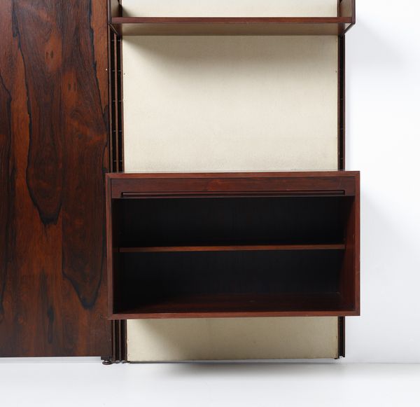 FRATTINI GIANFRANCO (1926 - 2004) : Grande libreria per Bernini  - Asta Asta 397 | DESIGN E ARTI DECORATIVE DEL NOVECENTO Online - Associazione Nazionale - Case d'Asta italiane