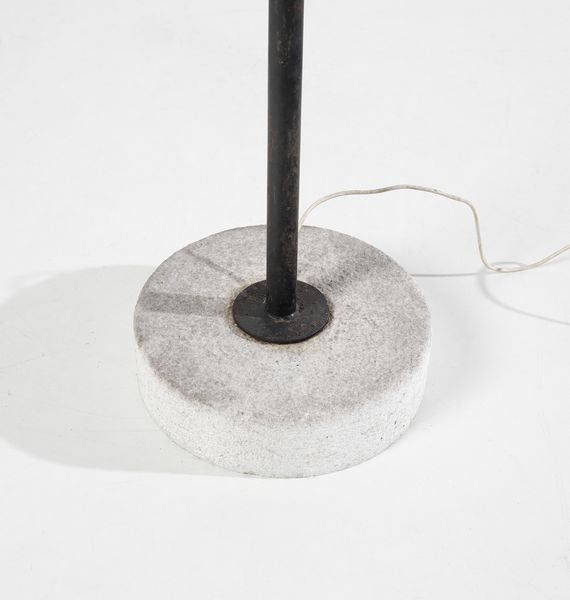 GARDELLA IGNAZIO (1905 - 1999) : nello stile di. Lampada da terra  - Asta Asta 397 | DESIGN E ARTI DECORATIVE DEL NOVECENTO Online - Associazione Nazionale - Case d'Asta italiane