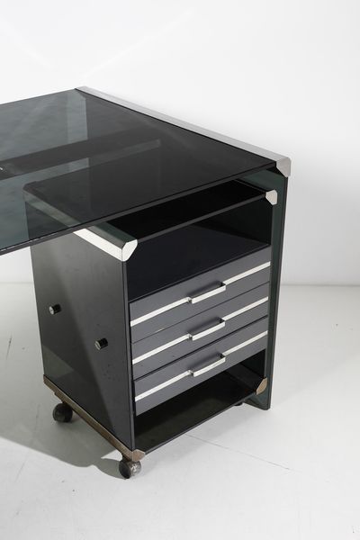 GALLOTTI E RADICE : Scrivania con cassettiera  - Asta Asta 397 | DESIGN E ARTI DECORATIVE DEL NOVECENTO Online - Associazione Nazionale - Case d'Asta italiane