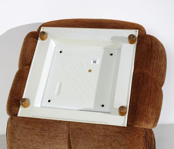 MUNARI GIUSEPPE : Coppia di poltrone per Poltrona Munari  - Asta Asta 397 | DESIGN E ARTI DECORATIVE DEL NOVECENTO Online - Associazione Nazionale - Case d'Asta italiane