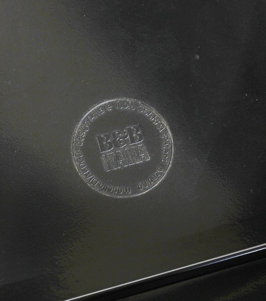 SCARPA AFRA (1937 -2011) & TOBIA (n. 1935) : Sei sedie Dialogo per B&B  - Asta Asta 397 | DESIGN E ARTI DECORATIVE DEL NOVECENTO Online - Associazione Nazionale - Case d'Asta italiane