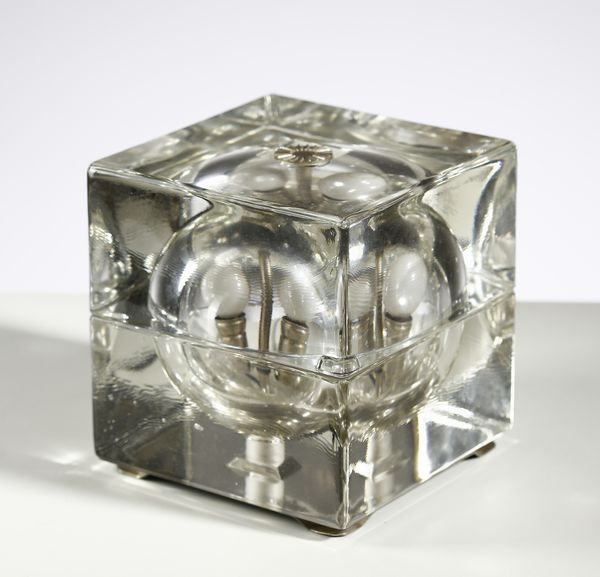 MENDINI ALESSANDRO (1931 - 2019) : Lampada da tavolo Cubosfera per Fidenza Vetraria  - Asta Asta 397 | DESIGN E ARTI DECORATIVE DEL NOVECENTO Online - Associazione Nazionale - Case d'Asta italiane